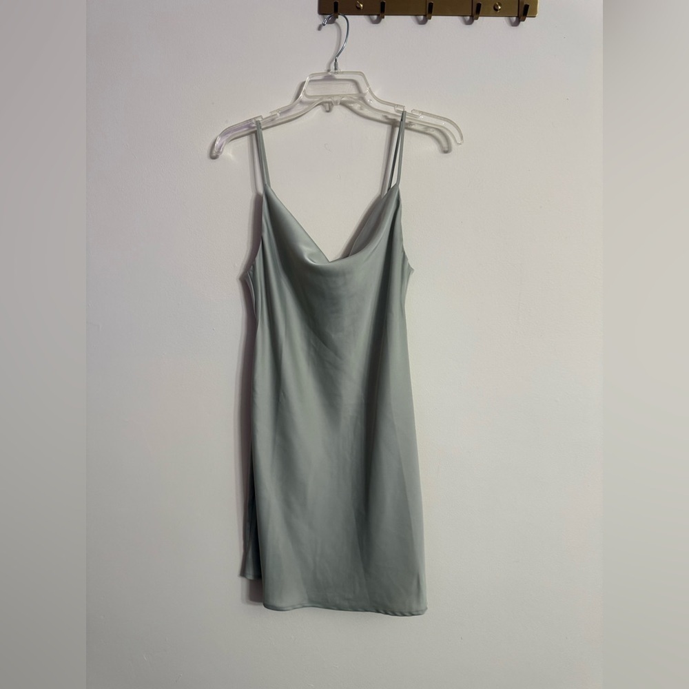 Light Before Dark Green Mallory Cowl Slip Mini Dress Urban Outfitters Medium M - Picture 3 of 6